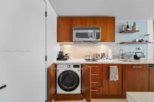 6801 Collins Ave, Miami Beach, FL 33141 - Photo 21