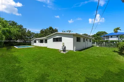 10825 SW 80th Ave, Miami, FL 33156 - Photo 23