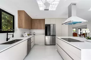 10825 SW 80th Ave, Miami, FL 33156 - Photo 9