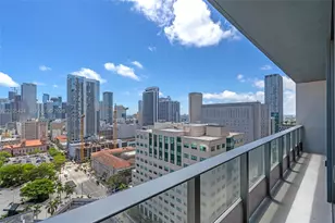 121 NE 5th St, Miami, FL 33132 - Photo 27