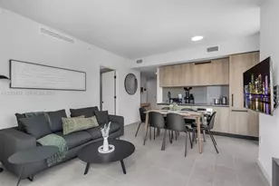 121 NE 5th St, Miami, FL 33132 - Photo 5