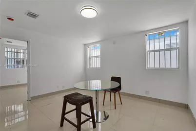 7525 NE 3rd Pl, Miami, FL 33138 - Photo 5