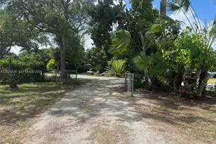 15280 SW 271st St, Homestead, FL 33032 - Photo 35