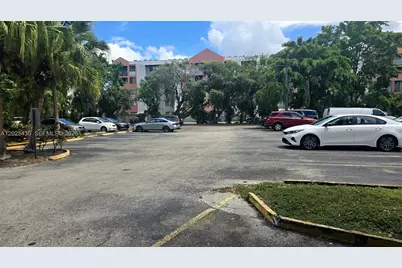 9688 Fontainebleau Blvd #702, Miami, FL 33172 - Photo 29