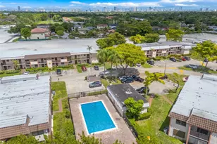 841 NE 207th Ln, Miami, FL 33179 - Photo 33