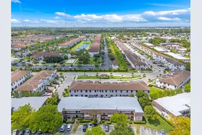 841 NE 207th Ln #3-201, Miami, FL 33179 - Photo 29