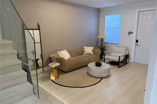 8135 NW 108th Ave, Doral, FL 33178 - Photo 13
