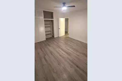 8040 Tatum Waterway Dr #2, Miami Beach, FL 33141 - Photo 9