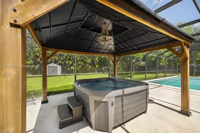 14700 Sailfish Dr, Coral Gables, FL 33158 - Photo 23