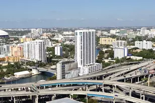 90 SW 3rd St, Miami, FL 33130 - Photo 13