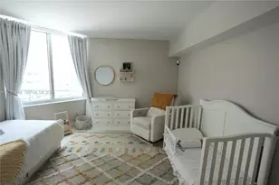 325 S Biscayne Blvd, Miami, FL 33131 - Photo 7
