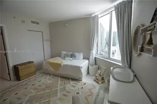 325 S Biscayne Blvd, Miami, FL 33131 - Photo 11