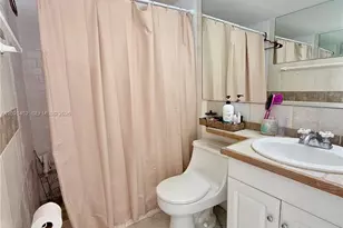 2750 NE 183rd St, Aventura, FL 33160 - Photo 11
