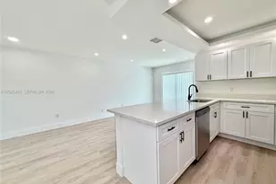 10209 SW 20th Terrace, Miami, FL 33165 - Photo 9