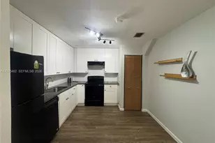 823 NE 19th Ave, Fort Lauderdale, FL 33304 - Photo 11