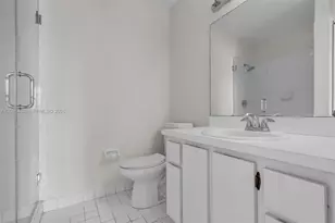841 NE 207th Ln, Miami, FL 33179 - Photo 13