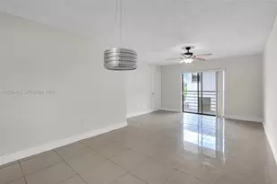 841 NE 207th Ln, Miami, FL 33179 - Photo 7