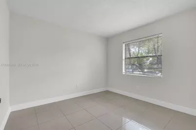 841 NE 207th Ln #3-201, Miami, FL 33179 - Photo 15