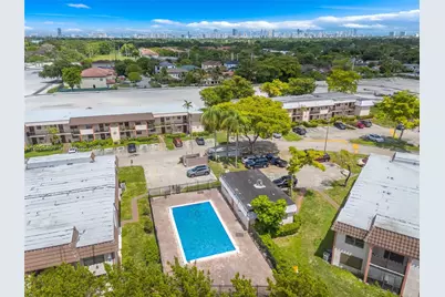 841 NE 207th Ln #3-201, Miami, FL 33179 - Photo 25