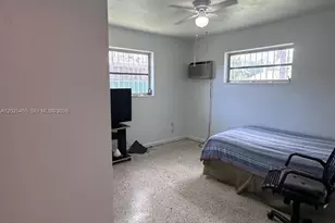 11016 SW 7th St, Miami, FL 33174 - Photo 19