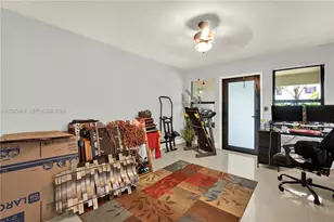 851 SW 1st St, Florida City, FL 33034 - Photo 9