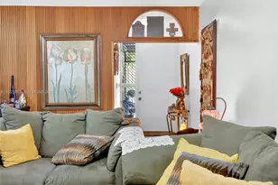 6705 Kingsmoor Way, Miami Lakes, FL 33014 - Photo 5