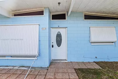 310 E Olive Ave, Port Saint Lucie, FL 34952 - Photo 11
