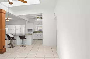 310 E Olive Ave, Port Saint Lucie, FL 34952 - Photo 7