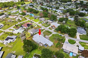 310 E Olive Ave, Port Saint Lucie, FL 34952 - Photo 3
