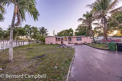 918 NW 13th Ct, Fort Lauderdale, FL 33311 - Photo 1