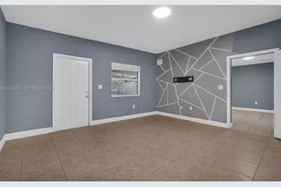 14500 NE 2nd Ave #1, Miami, FL 33161 - Photo 3