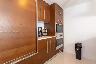 485 Brickell Ave #2006, Miami, FL 33131 - Photo 7