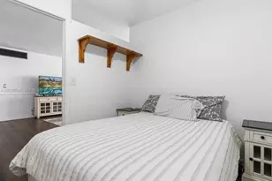 5005 Collins Ave, Miami Beach, FL 33140 - Photo 21