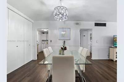 5005 Collins Ave #222, Miami Beach, FL 33140 - Photo 7