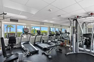 5005 Collins Ave, Miami Beach, FL 33140 - Photo 35