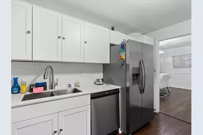 5005 Collins Ave #222, Miami Beach, FL 33140 - Photo 19