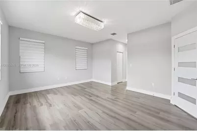 4107 NE 20th St, Homestead, FL 33033 - Photo 17