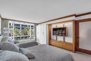 6801 Collins Ave, Miami Beach, FL 33141 - Photo 15