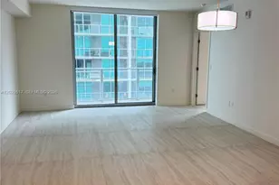 77 SE 5, Miami, FL 33131 - Photo 5