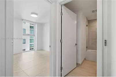 77 SE 5 #2307, Miami, FL 33131 - Photo 21