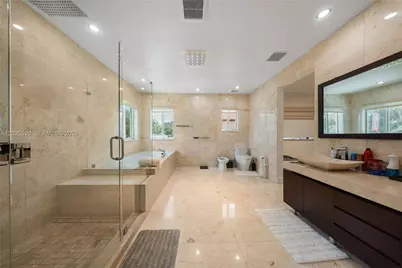 15721 NW 79th Ct, Miami Lakes, FL 33016 - Photo 39