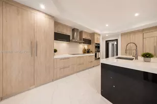 15721 NW 79th Ct, Miami Lakes, FL 33016 - Photo 19