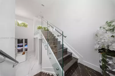 15721 NW 79th Ct, Miami Lakes, FL 33016 - Photo 29