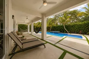 15721 NW 79th Ct, Miami Lakes, FL 33016 - Photo 43