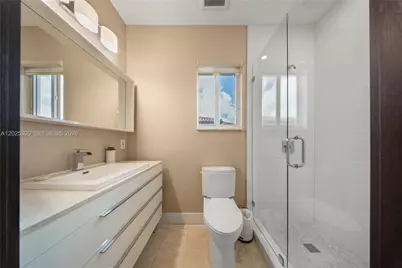 15721 NW 79th Ct, Miami Lakes, FL 33016 - Photo 49