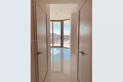 851 NE 1st Ave #1808, Miami, FL 33132 - Photo 21