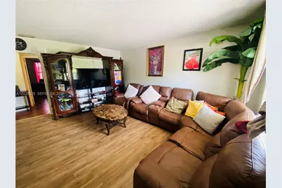 1702 S Dixie Hwy #15, Lake Worth, FL 33460 - Photo 11