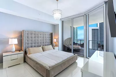 851 NE 1st Ave #3909, Miami, FL 33132 - Photo 15