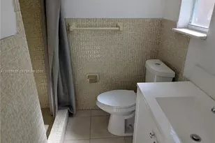 708 NE 4th St, Hallandale Beach, FL 33009 - Photo 7