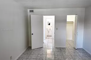 31 SE 2nd Ave, Hallandale Beach, FL 33009 - Photo 11